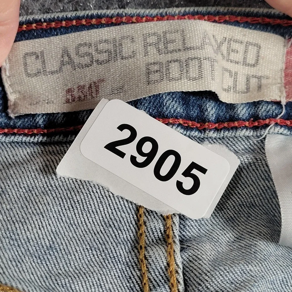 Levis Classic Relaxed Boot Cut 550 Jeans‎ Womens 12M Light Wash Mid Rise Y2K